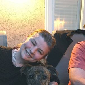 Meet your Posher, Lauretta